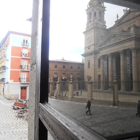 Plaza Catedral Hostel Pamplona Oda fotoğraf