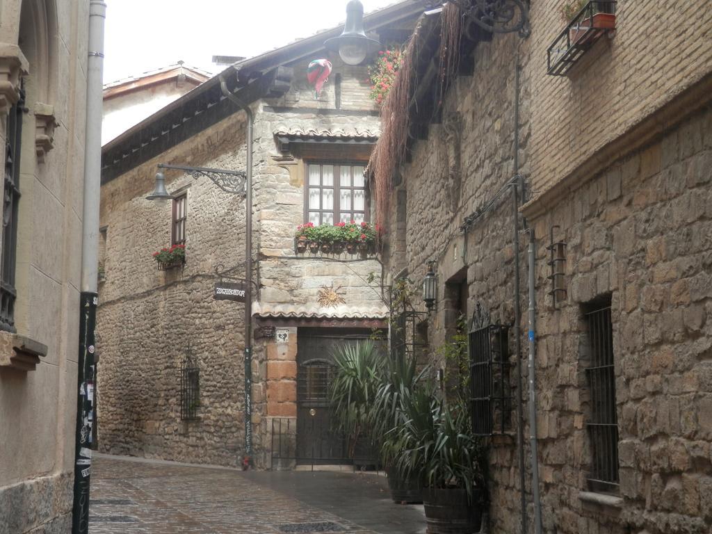 Plaza Catedral Hostel Pamplona Dış mekan fotoğraf