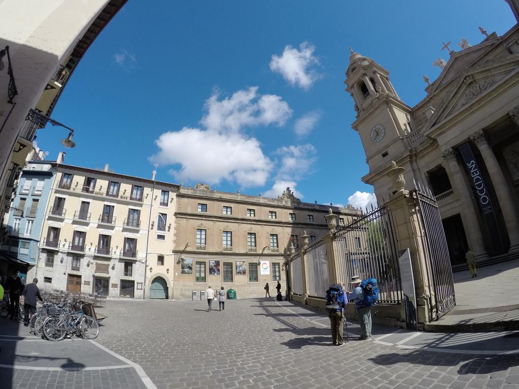 Plaza Catedral Hostel Pamplona Dış mekan fotoğraf